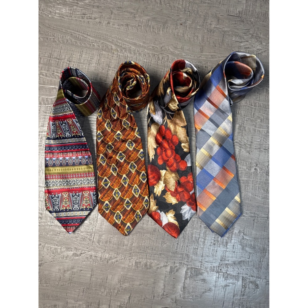 Lot of 4 Men's Neckties Robert Talbott Studio Pierre Cardin John Ashford Bentley